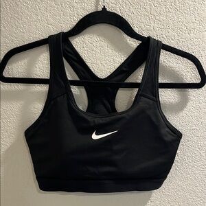Nike Dri-Fit Women’s Sports Bra, Size Medium